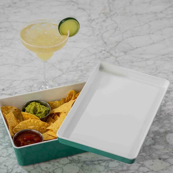 TableCraft Marvista Collection 3 Qt. Rectangular Jade Melamine Bowl and Lid - 3/Case