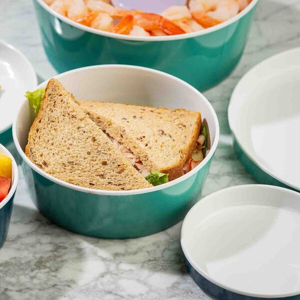 TableCraft Marvista Collection 1 Qt. Round Jade Melamine Bowl and Lid - 4/Case