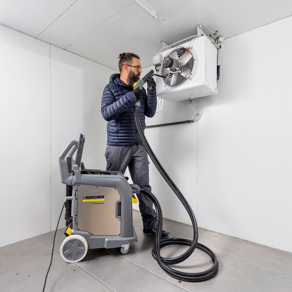 Karcher SGV 8/5 Classic 1.092-020.0 1.3 Gallon Steam Cleaner and Wet / Dry Vacuum with Tool Kit - 120V