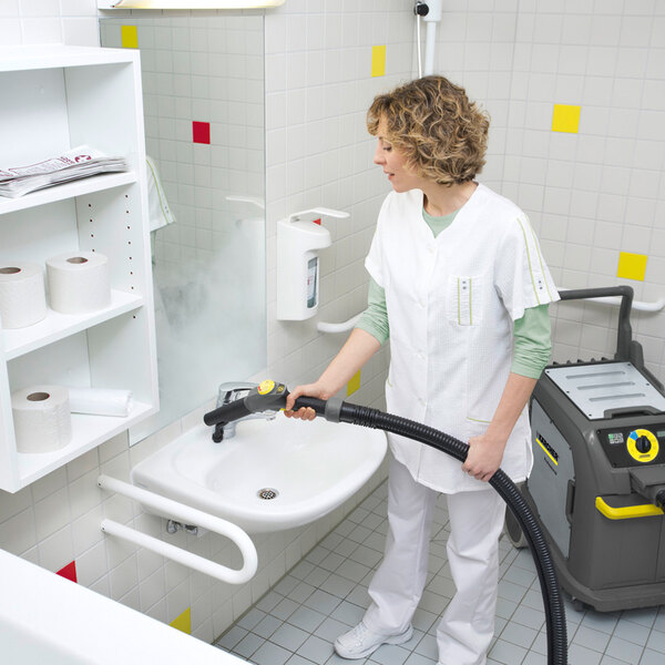 Karcher SGV 8/5 Classic 1.092-020.0 1.3 Gallon Steam Cleaner and Wet / Dry Vacuum with Tool Kit - 120V