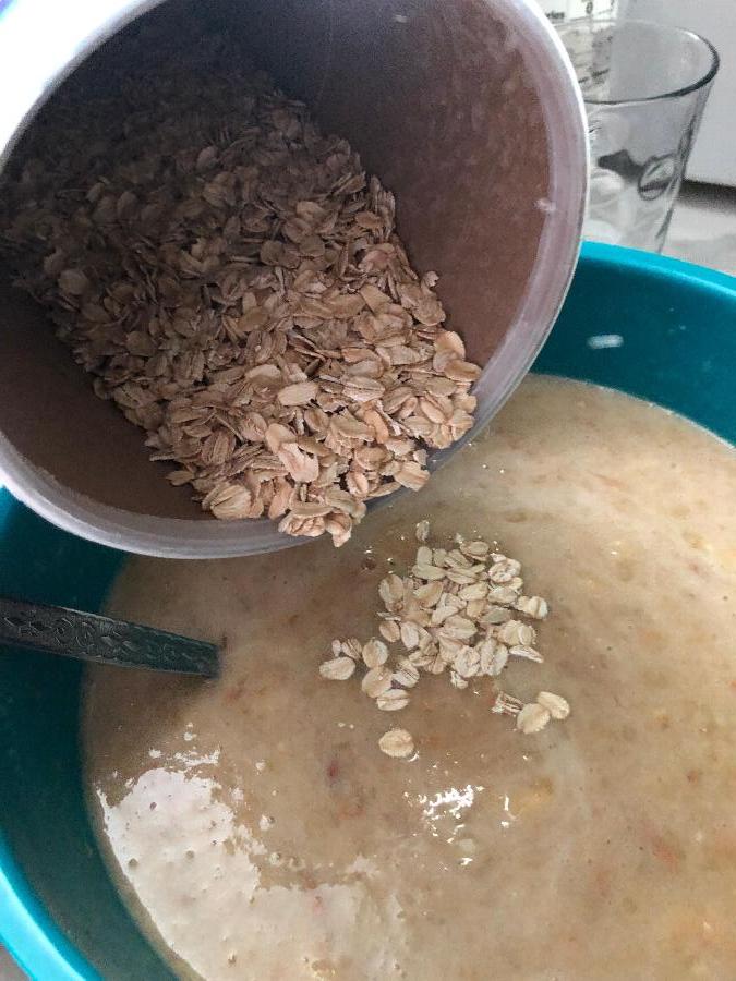 Quaker Old Fashioned Rolled Oats in 42 oz. Containers 12/Case