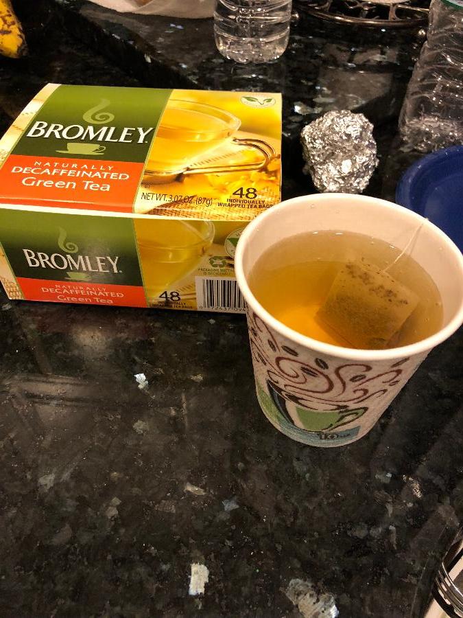 Bromley Hot Green Decaffeinated Tea Bags 48/Box