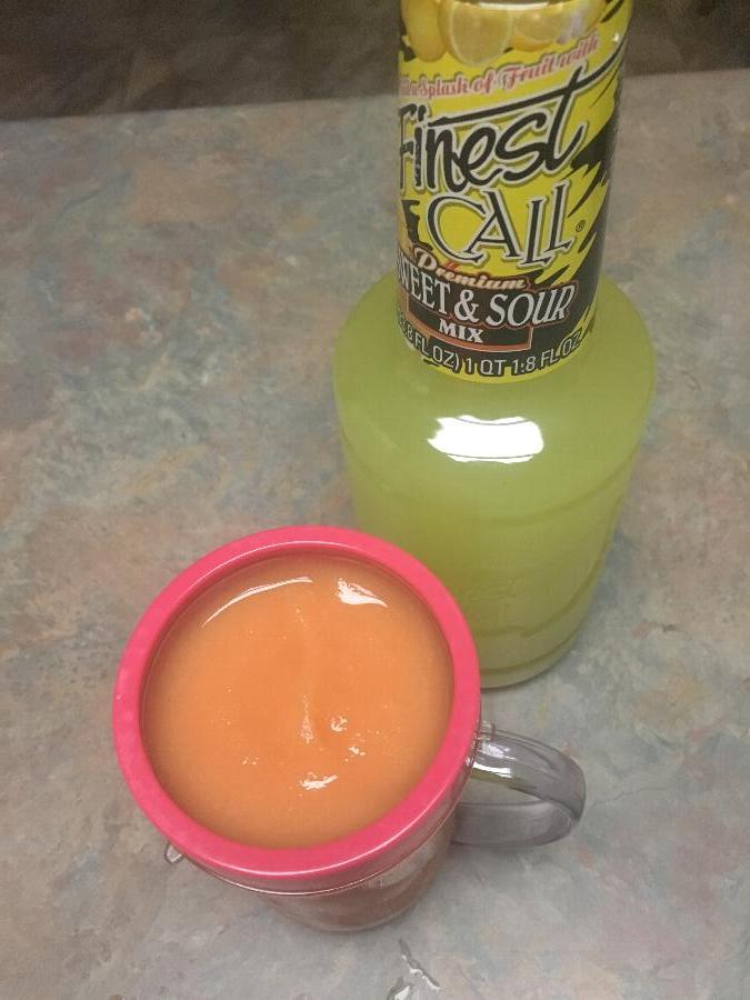 Finest Call Premium Sweet and Sour Drink Mix 1 Liter