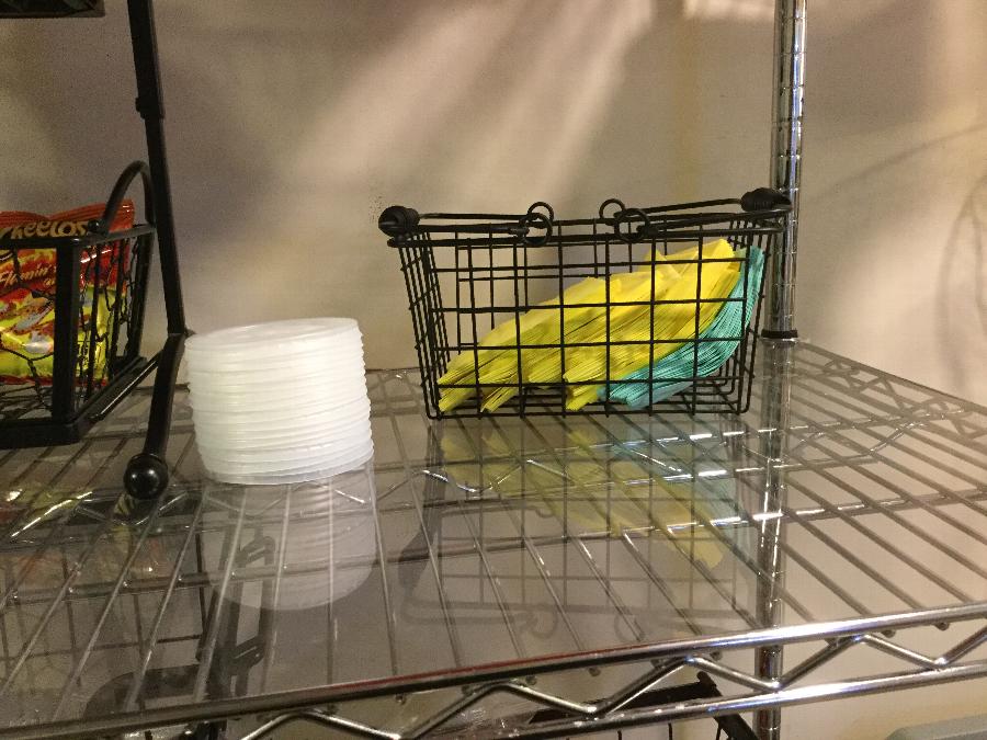 American Metalcraft RBHB975 Black Tabletop Market Basket 9" x 7" x 5"