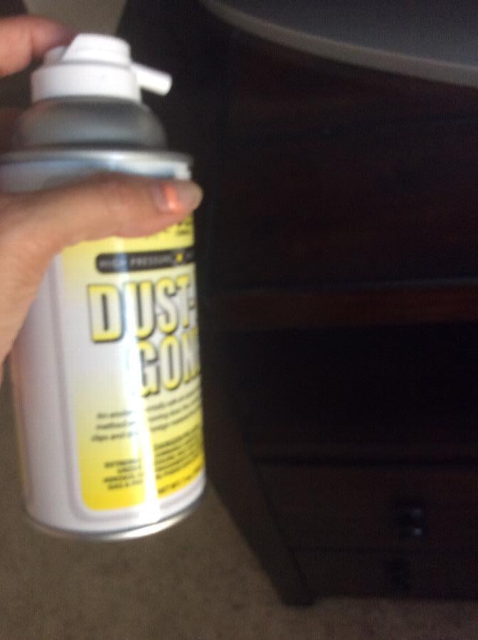 Compressed Air Duster | Noble Chemical Dust-B-Gone 7 Oz. Compressed Air ...