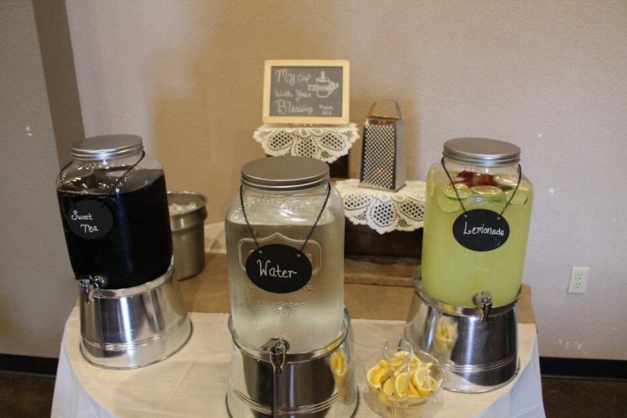 Choice 4" x 3" Oval Hanging Beverage Dispenser Chalkboard Sign