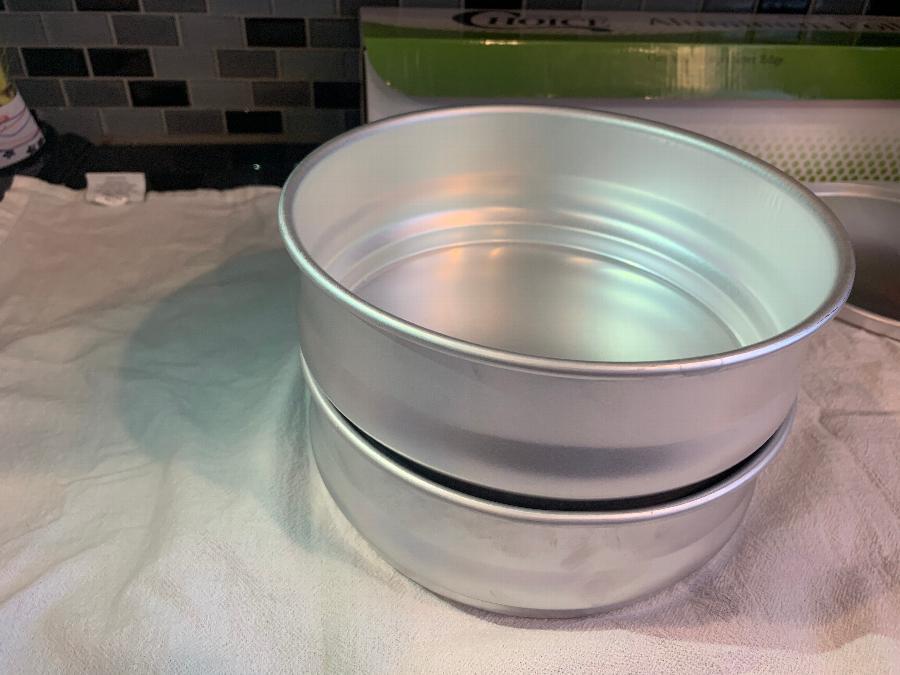 Choice 8" Round Stacking Dough Pan