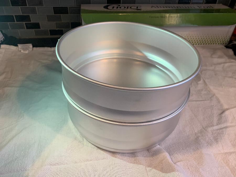 Choice 9" Round Stacking Dough Pan