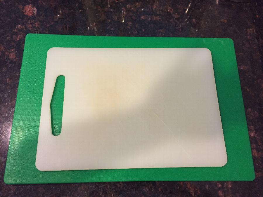 12" x 18" x 1/2" Green Cutting Board