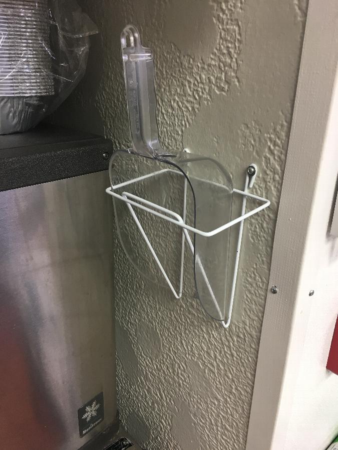 Choice Wall Mount Large Scoop Holder