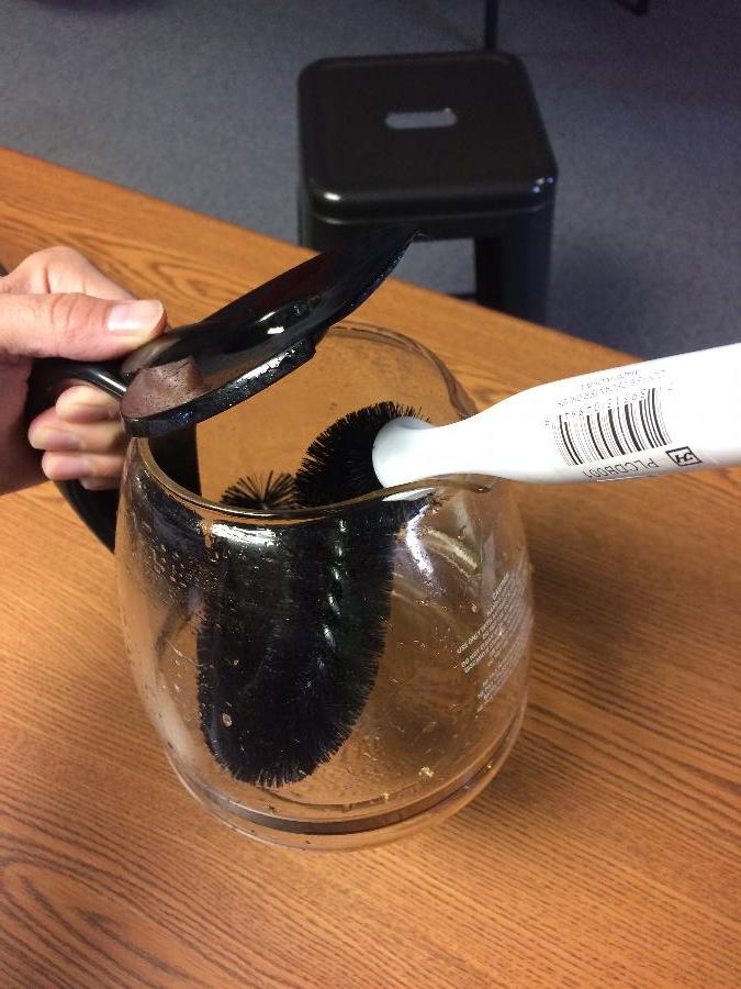 10" Coffee Decanter Cleaning Brush