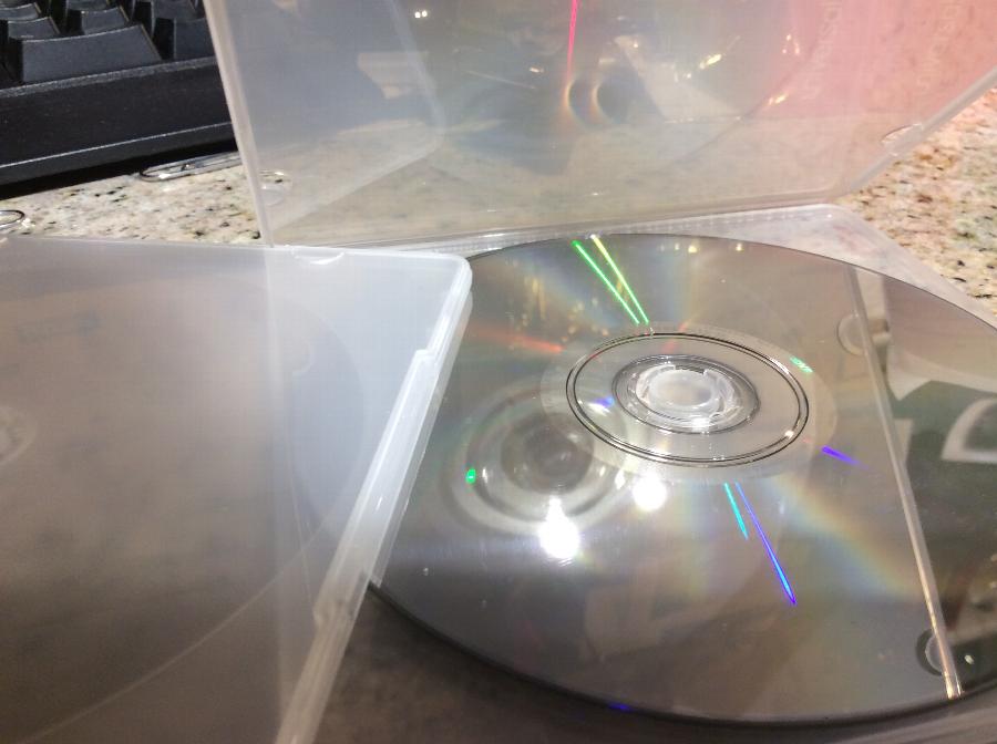 Slim CD Cases | Plastic CD Cases | Innovera 81900 Clear Slim Plastic CD ...