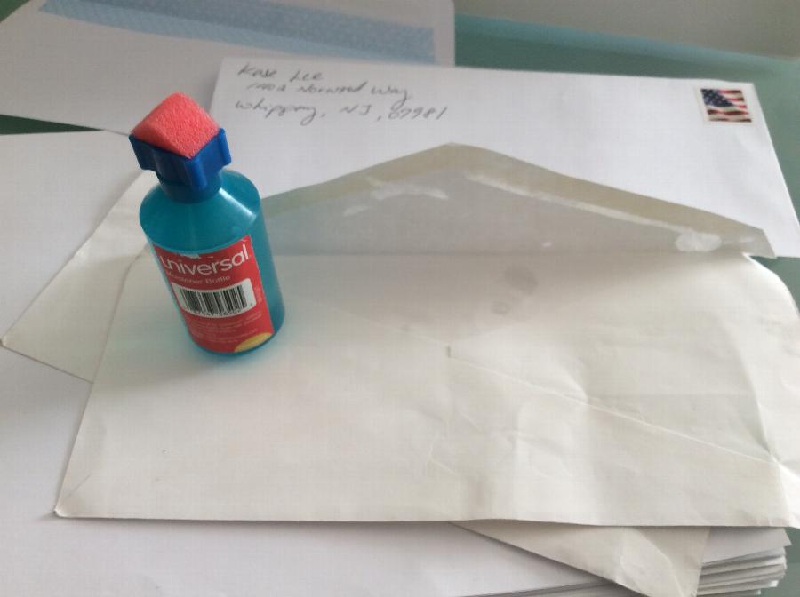 Universal UNV56502 2 oz. Squeeze Bottle Envelope Moistener