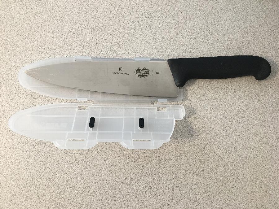 Victorinox 47302 6" to 8" Knife Blade Cover