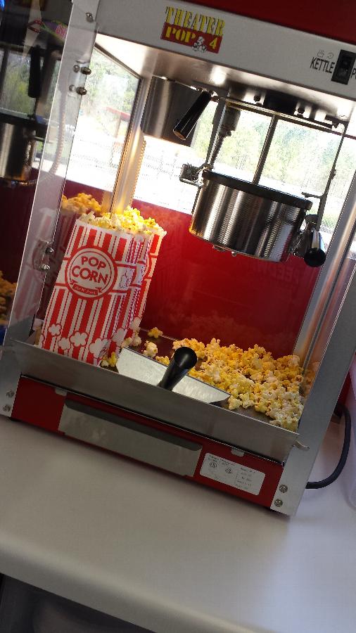 Paragon 1104210 Commercial Theater 4 oz. Popcorn Machine