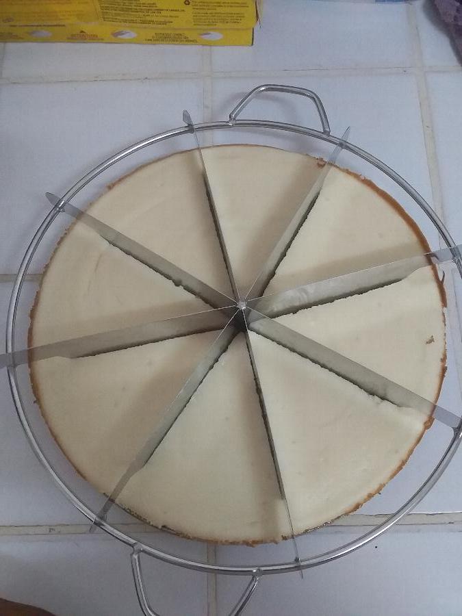 10" Pie Cutter (8 Cut, Stainless Steel) staurantStore