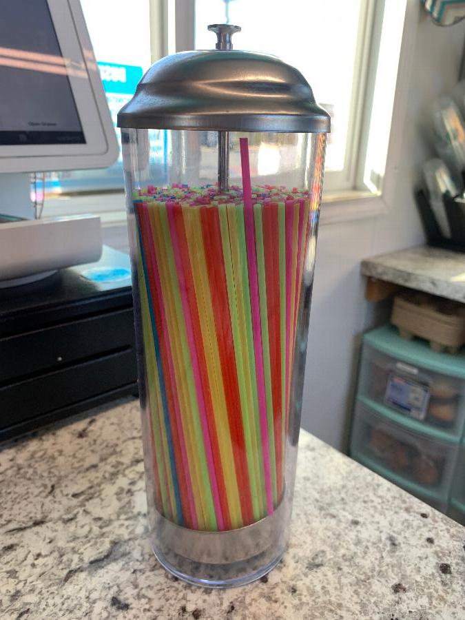 Plastic Cylinder Straw Dispenser