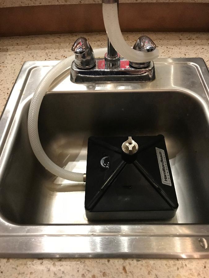 Hamilton Beach BCR100 Commercial Container Rinser with Stainless Steel