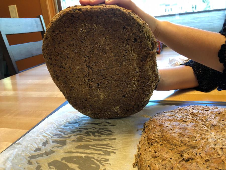 Baker's Mark PanPal 12" x 16" Half Size Quilon® Coated Parchment Paper Bun / Sheet Pan Liner