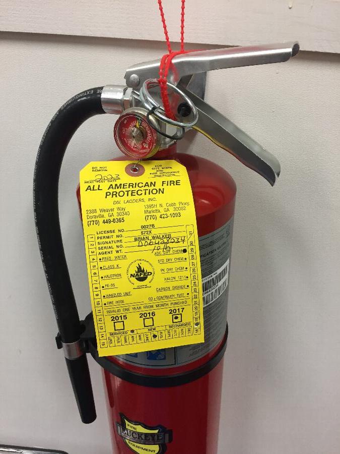 Buckeye 10 lb. ABC Fire Extinguisher - Rechargeable Tagged - UL Rating ...