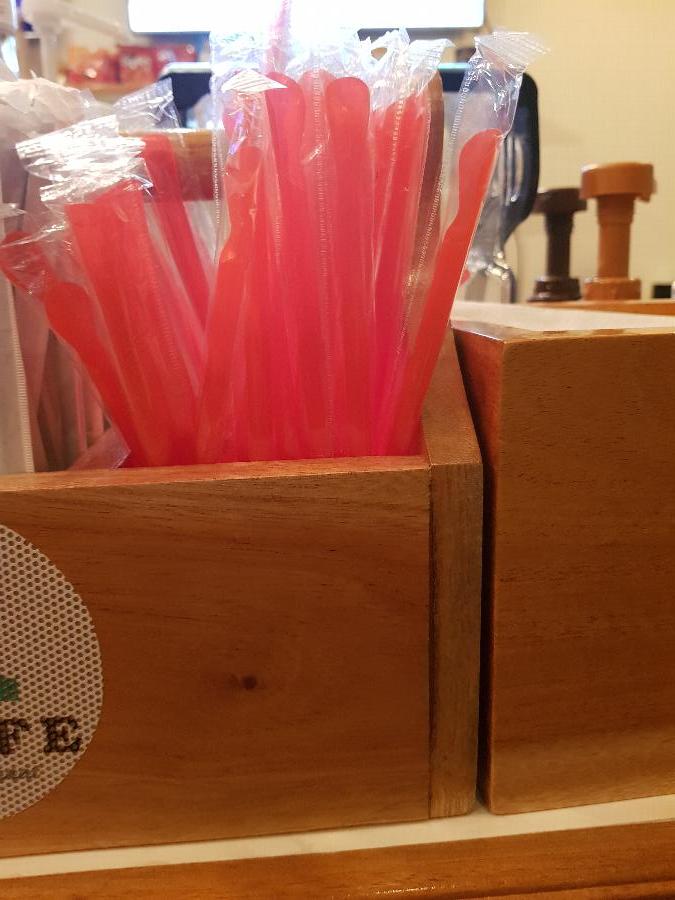 Choice 8" Super Jumbo Red Wrapped Spoon Straw 300/Box