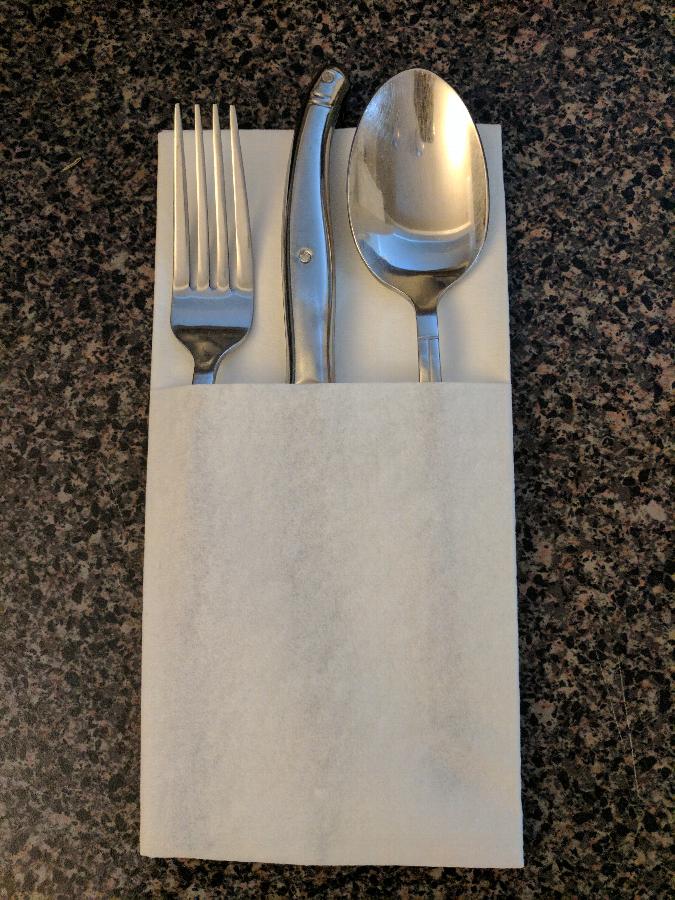 Touchstone by Choice White LinenFeel Pocket Fold Dinner Napkin 300/Case