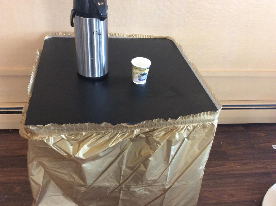 Creative Converting 10024 14' x 29" Glittering Gold Disposable Plastic Table Skirt