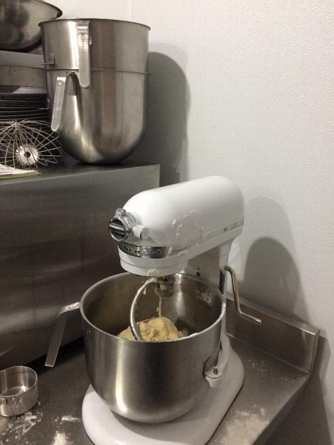 KitchenAid KSMC8QBOWL 8 Qt. NSF Stainless Steel Mixing Bowl with "J