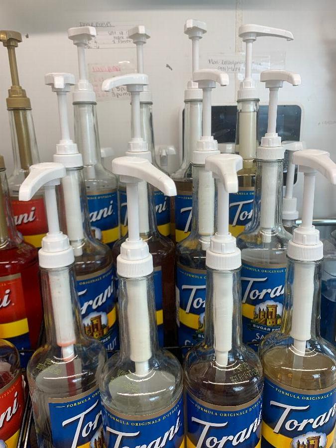 Monin .25 oz Flavoring Syrup Pump for 750mL Glass Bottles