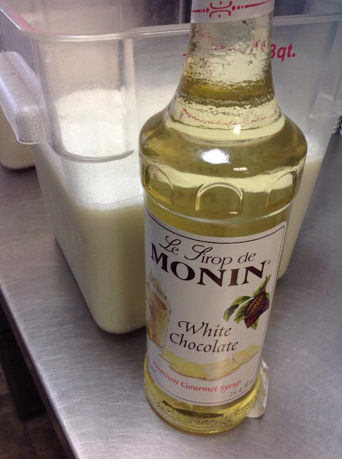 Monin Ml Premium White Chocolate Flavoring Syrup