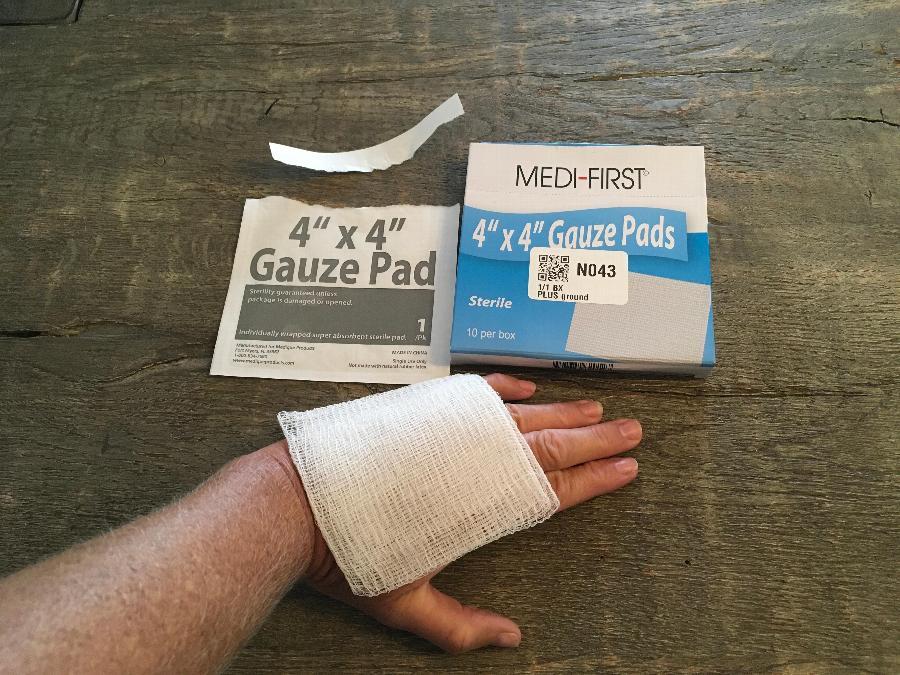 MediFirst 62012 4" x 4" Sterile Gauze Pad 10/Box