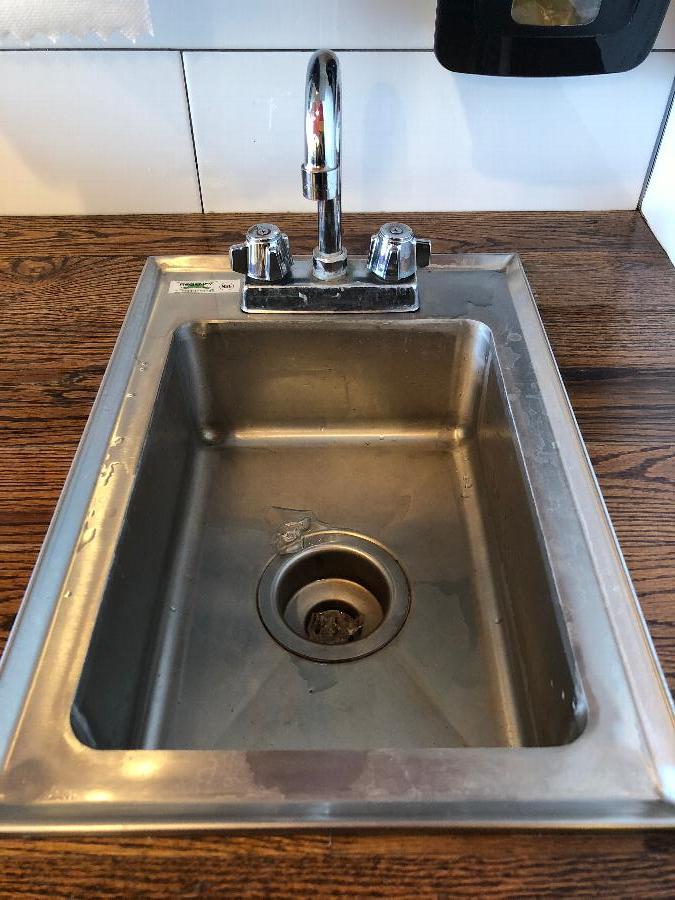 Regency 10" x 14" x 10" 16Gauge Stainless Steel One Compartment Drop