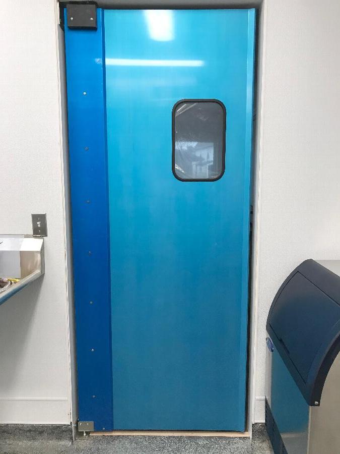 Regency Single Aluminum Swinging Traffic Door with 9" x 14" Window 36