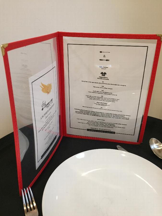 8 1/2" x 11" Red Two Pocket Menu Cover