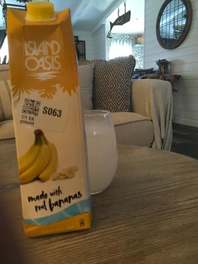 Island Oasis 1 Liter Banana Puree Beverage Mix