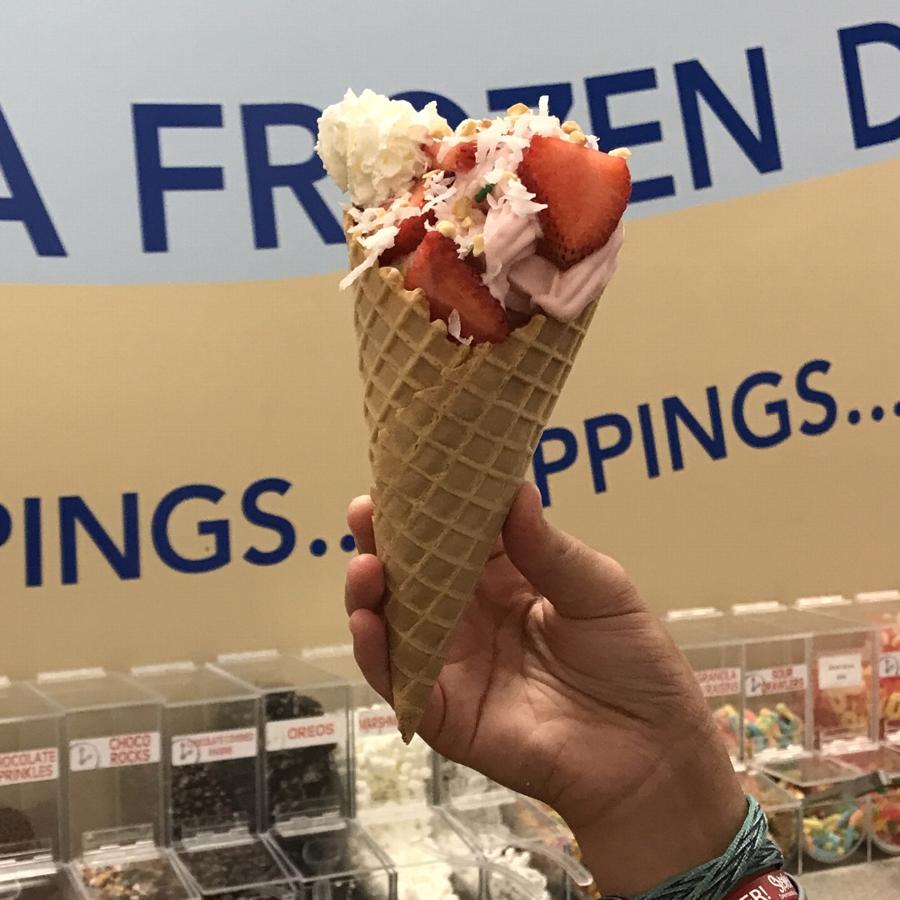 Joy Wide Mouth Large Waffle Cone 216/Case