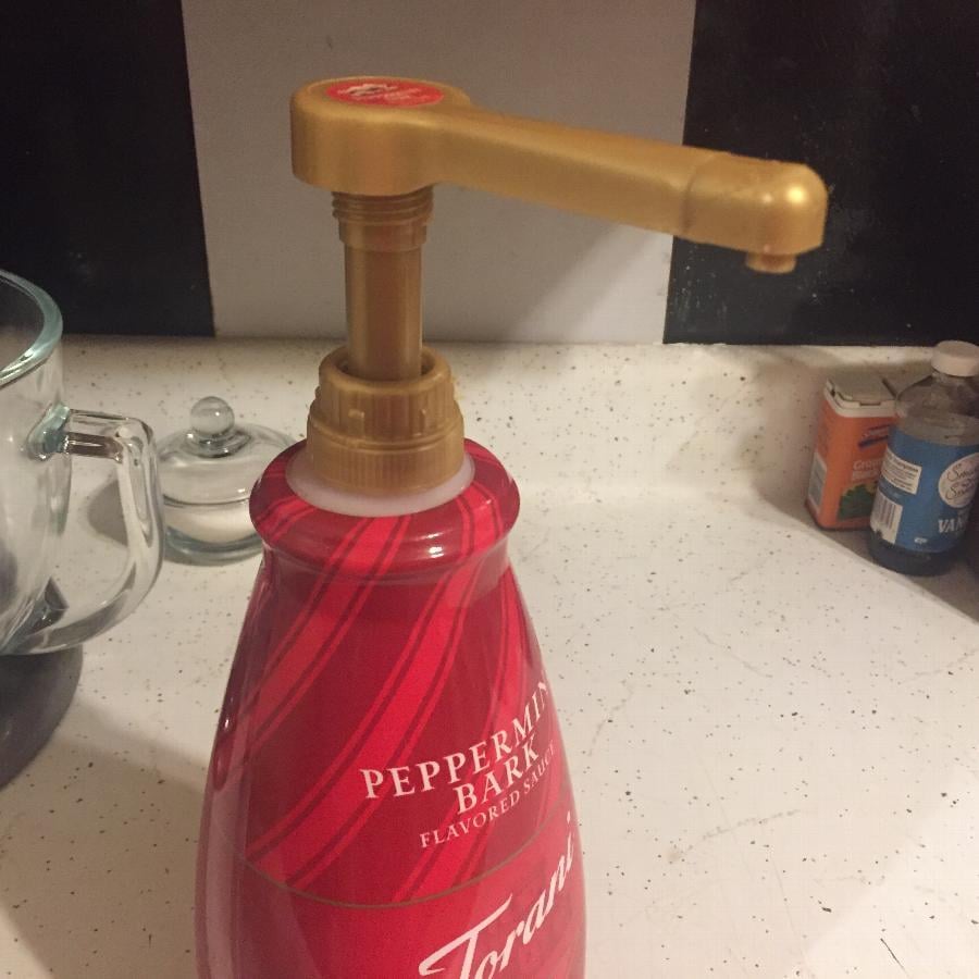 Torani .5 oz. Flavoring Sauce Pump for 64fl oz. Plastic Bottles