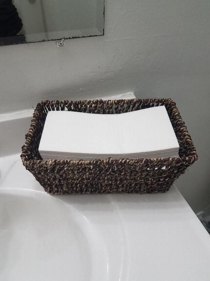 Hoffmaster BSK2151 Seagrass Wicker Guest Towel Basket / Holder