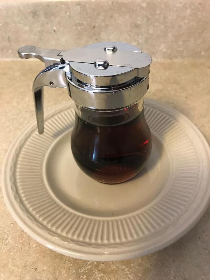 Tablecraft 406CP 6 oz. Glass Teardrop Syrup Dispenser with Chrome