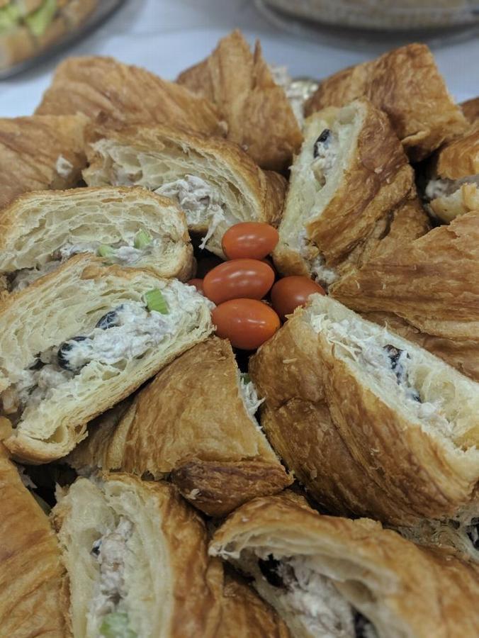 Southern Hens 10 lb. Fully Cooked Pulled Chicken