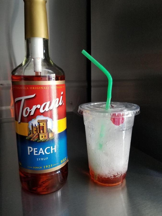 Torani Peach Syrup 750 mL staurantStore