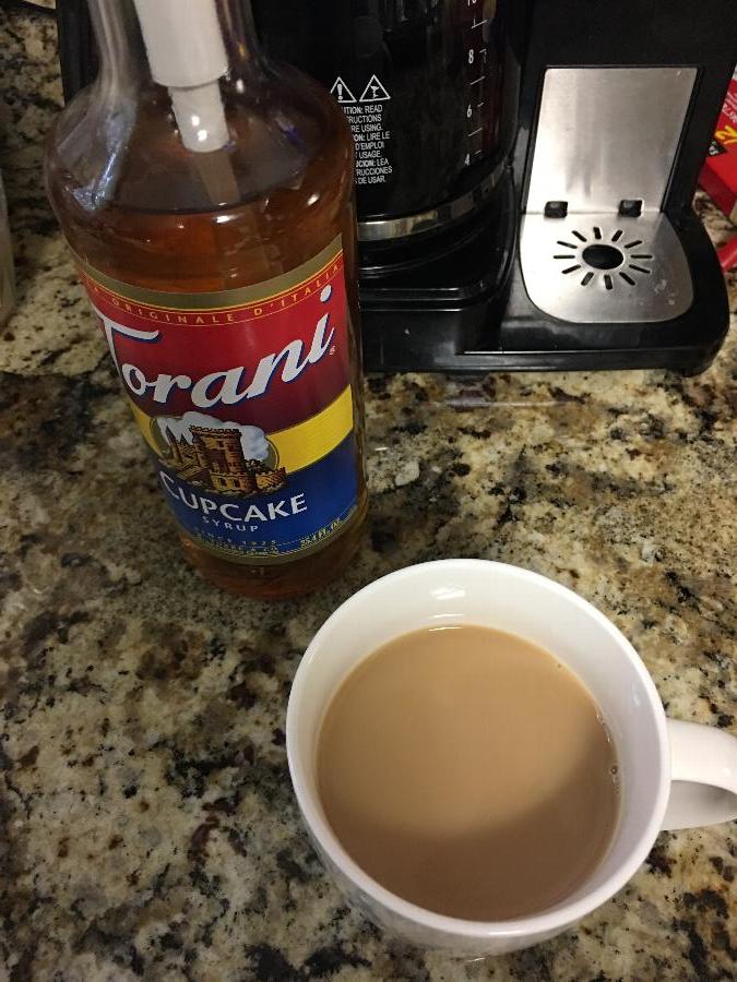 Torani 750 mL Cupcake Flavoring Syrup