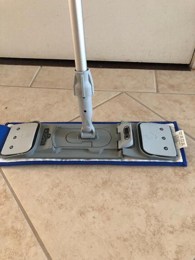 Unger SM40G 16" SmartColor EZ Flat Mop Holder