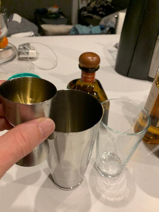 30 oz. Stainless Steel Full Size Cocktail Shaker Tin