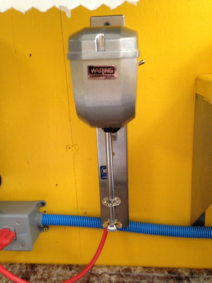 Waring DMC180DCA Wall Mount Drink Mixer