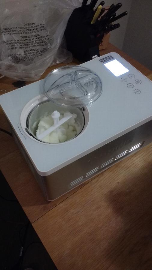 Waring WCIC20 2 Qt. Compressor Ice Cream Maker 120V