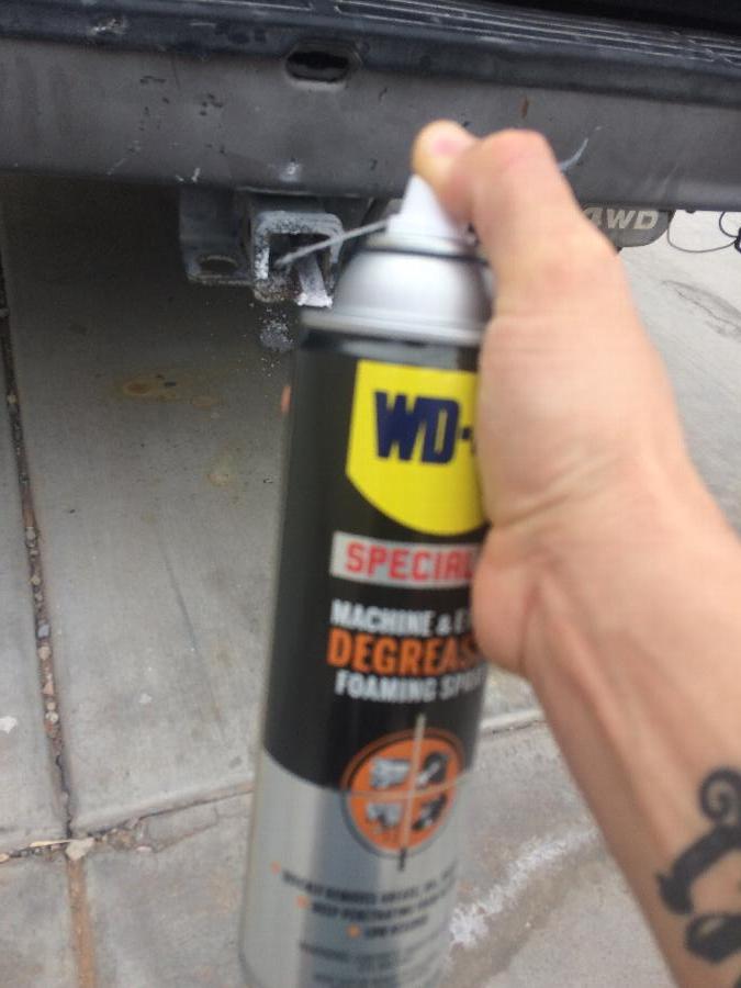 WD40 300070 Specialist 18 oz. Machine & Engine Degreaser Foaming Spray