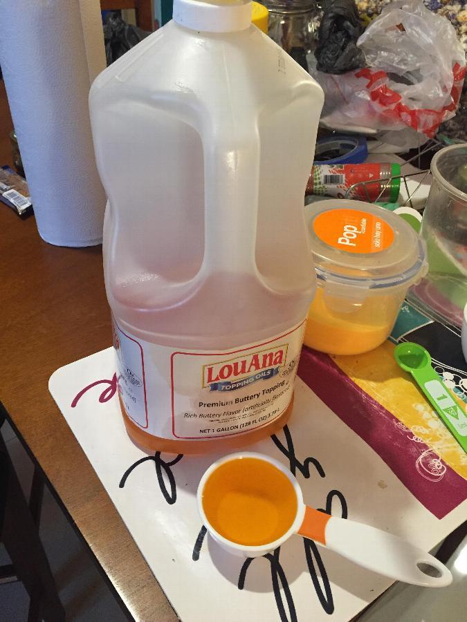 LouAna 1 Gallon Butter Flavored Topping 4/Case