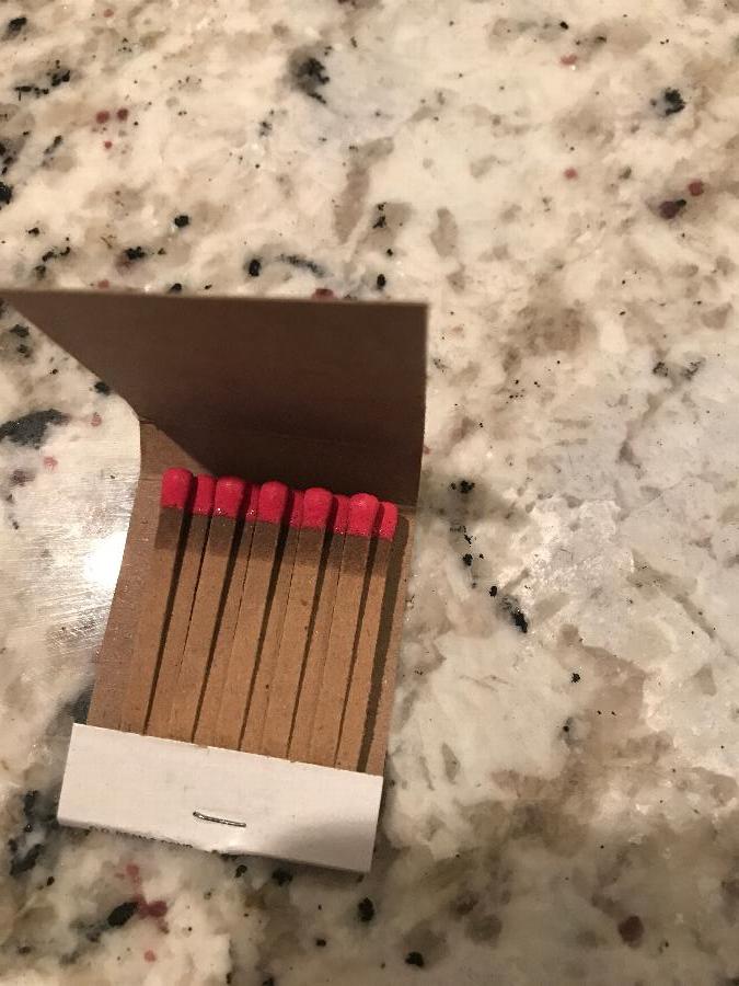 Strike Bulk Pack Matches 2000 Books/Case