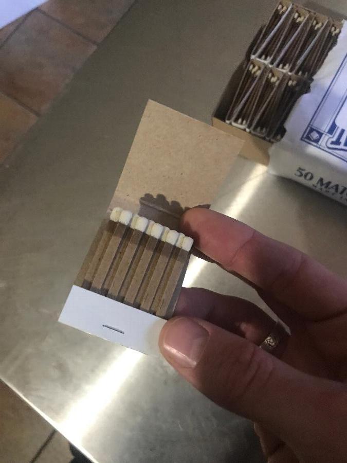 Strike Bulk Pack Matches 2000 Books/Case